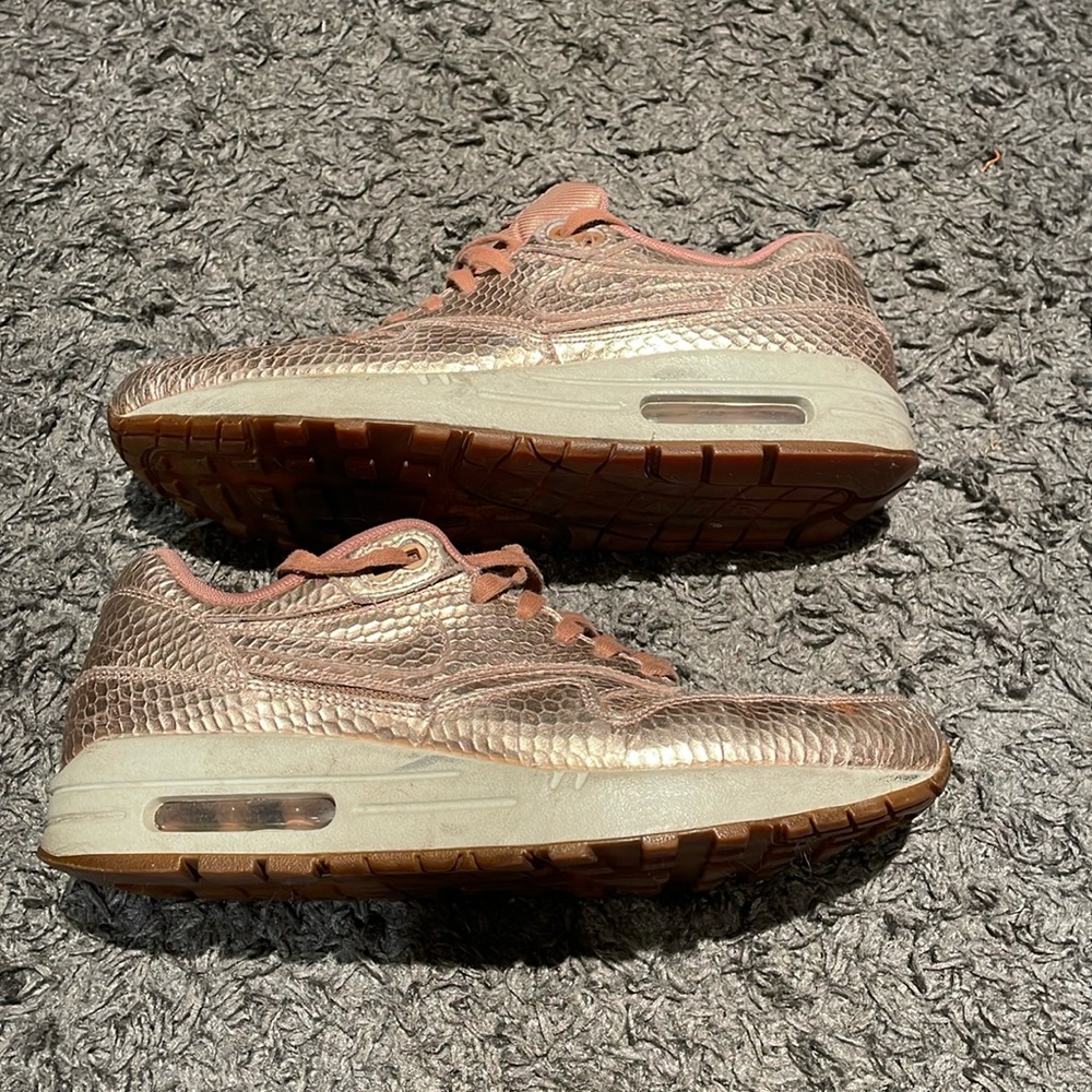 Nike air max 1 bronze snake